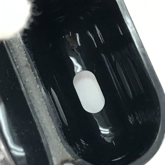 SAINT LAURENT PARIS 635662 logo airpods case key holder Earphone case Black - Picture 7 of 14